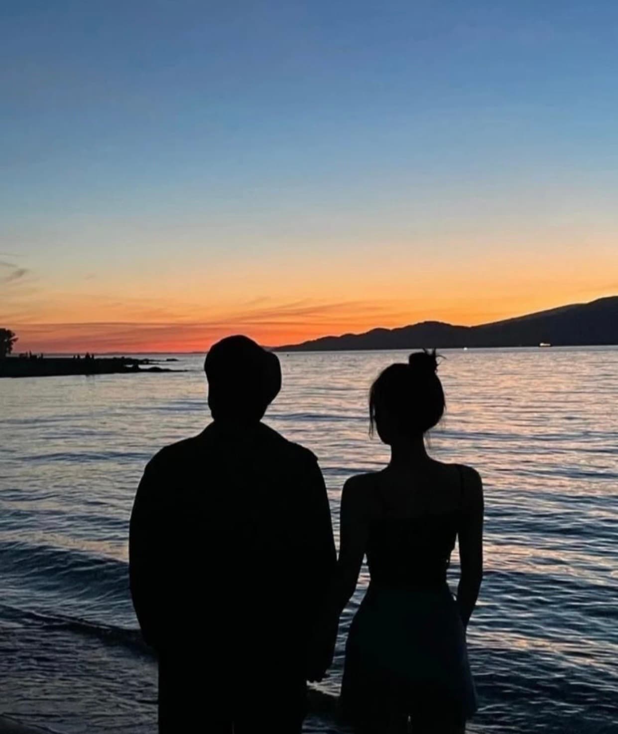 TRƯỚC NGÀY CƯỚI, TÔI THÀNH TOÀN CHO VỊ HÔN PHU VÀ CÔ NHÂN TÌNH NHỎ